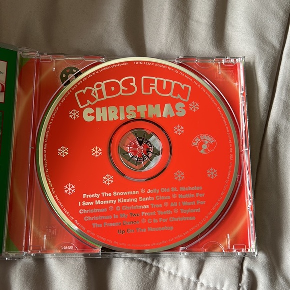 Kids Fun Christmas Games, Songs & Sing-along CD - Picture 4 of 4